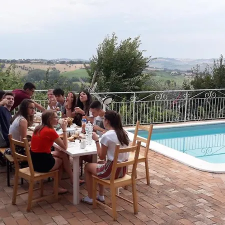 Casale Civetta Bed & Breakfast Trecastelli