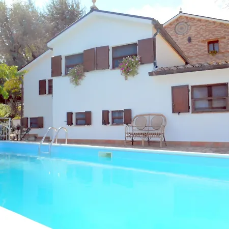 Casale Civetta Bed & Breakfast