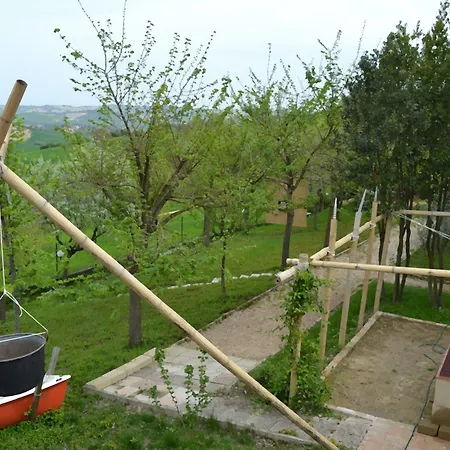 Oda ve Kahvaltı Casale Civetta Trecastelli